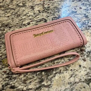 Juicy Couture pink wristlet wallet
